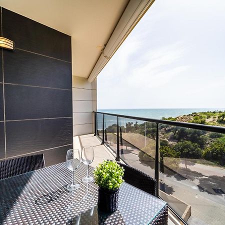 Primera línea de mar con piscina, gimnasio y parking 2 hab y 2 baños Villajoyosa Exterior foto